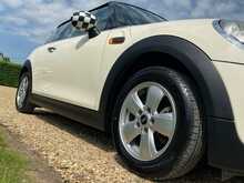 Mini Hatch One - U2408