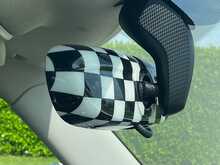 Mini Hatch One - U2408