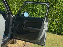 Mini Hatch Cooper - N4
