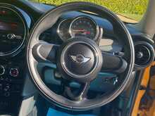Mini Hatch Cooper - U2421