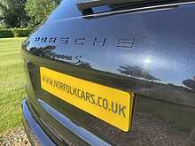 2017 (17) Porsche Cayenne 4.2 TDV8 Platinum Edition