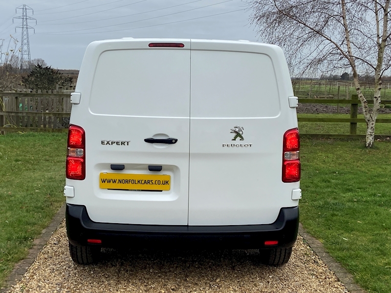 Peugeot 1.5 BlueHDi 1000 Professional Standard Panel Van 6dr Diesel Manual MWB Euro 6 (s/s) (100 bhp)