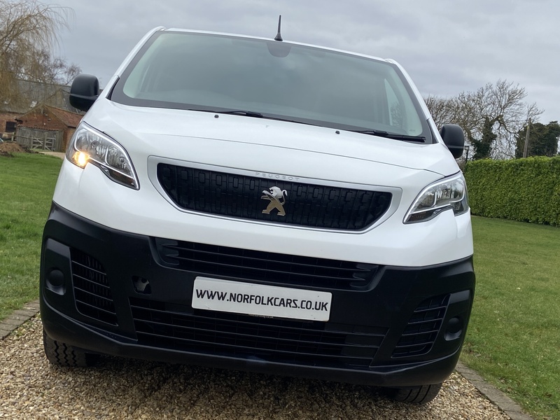 Peugeot 1.5 BlueHDi 1000 Professional Standard Panel Van 6dr Diesel Manual MWB Euro 6 (s/s) (100 bhp)