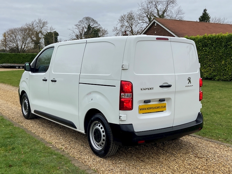 Peugeot 1.5 BlueHDi 1000 Professional Standard Panel Van 6dr Diesel Manual MWB Euro 6 (s/s) (100 bhp)