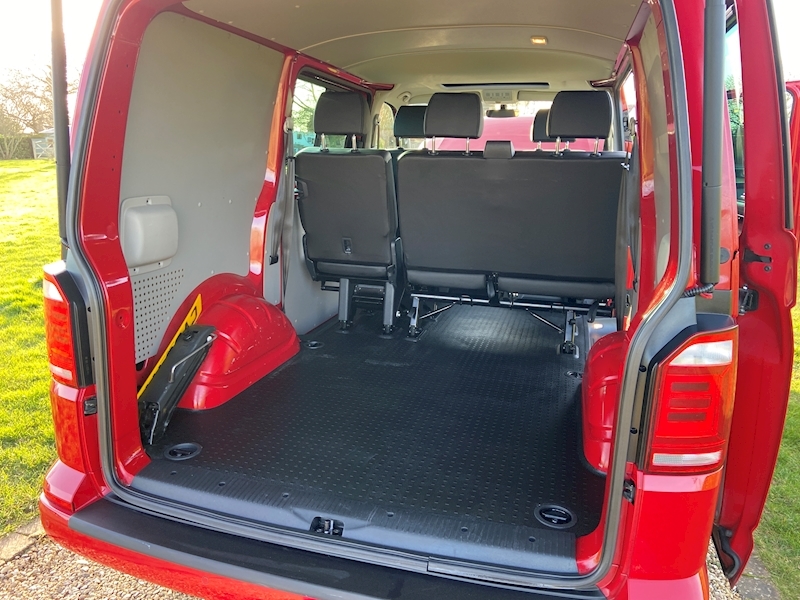 Volkswagen 2.0 BiTDI T32 BlueMotion Tech Highline Crew Van 5dr Diesel DSG FWD Euro 6 (s/s) (204 ps)