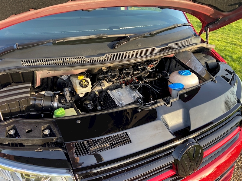 Volkswagen 2.0 BiTDI T32 BlueMotion Tech Highline Crew Van 5dr Diesel DSG FWD Euro 6 (s/s) (204 ps)