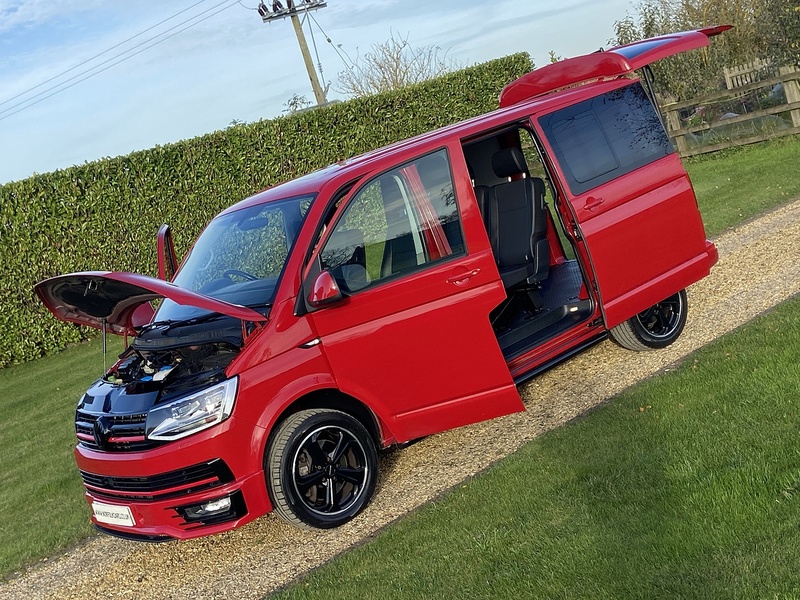 Volkswagen 2.0 BiTDI T32 BlueMotion Tech Highline Crew Van 5dr Diesel DSG FWD Euro 6 (s/s) (204 ps)