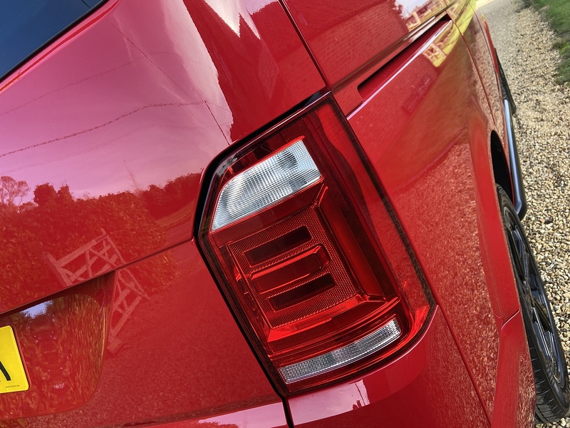 Volkswagen 2.0 BiTDI T32 BlueMotion Tech Highline Crew Van 5dr Diesel DSG FWD Euro 6 (s/s) (204 ps)