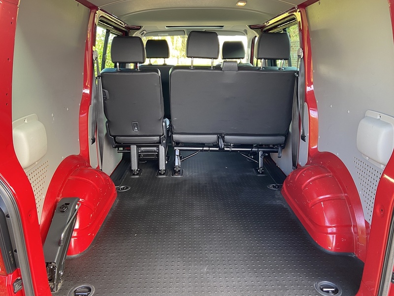 Volkswagen 2.0 BiTDI T32 BlueMotion Tech Highline Crew Van 5dr Diesel DSG FWD Euro 6 (s/s) (204 ps)