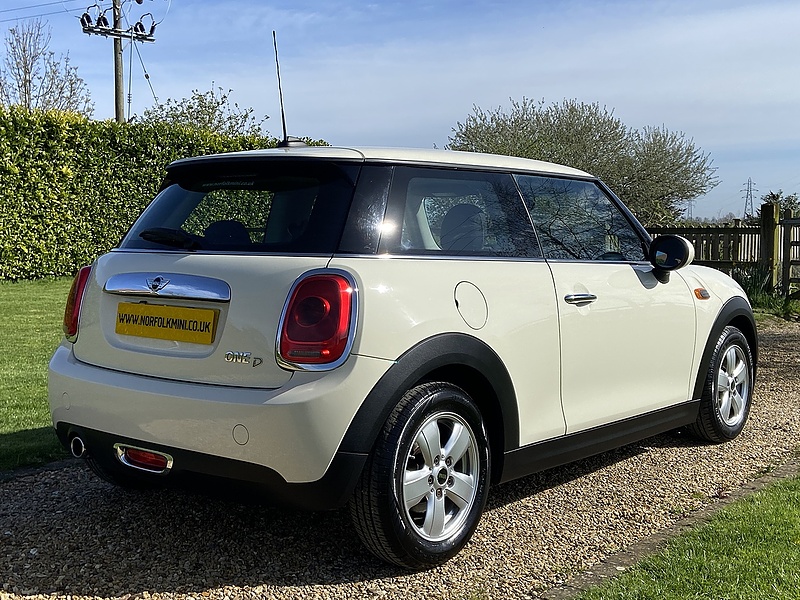 MINI 1.5 One D Hatchback 3dr Diesel Manual Euro 6 (s/s) (95 ps)
