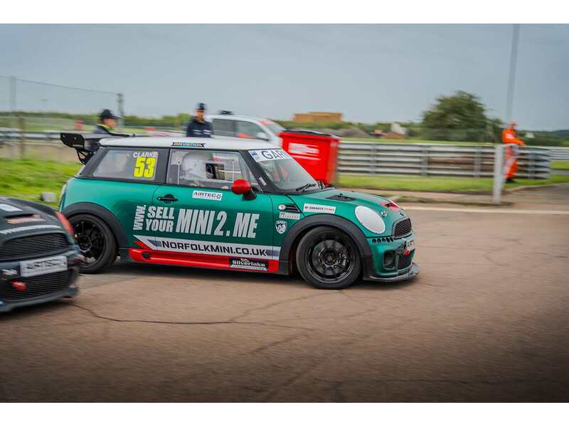 MINI 1.6 John Cooper Works Hatchback 3dr Petrol Manual Euro 5 (211 ps)