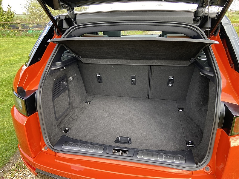 Land Rover 2.0 TD4 HSE Dynamic SUV 5dr Diesel Auto 4WD Euro 6 (s/s) (180 ps)