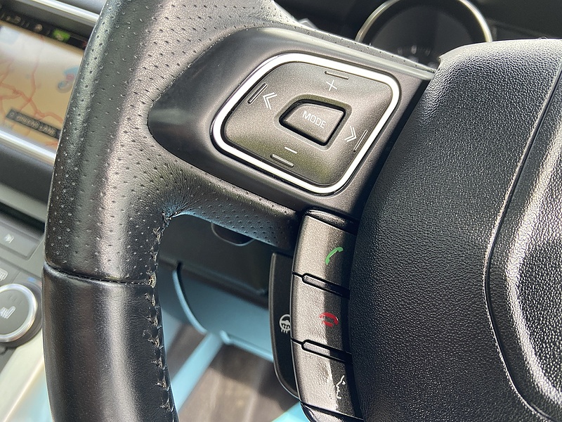 Land Rover 2.0 TD4 HSE Dynamic SUV 5dr Diesel Auto 4WD Euro 6 (s/s) (180 ps)