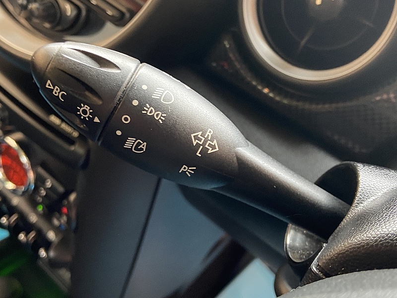 MINI 1.6 Cooper S (Sport Chili) Hatchback 3dr Petrol Manual (136 g/km, 190 bhp)