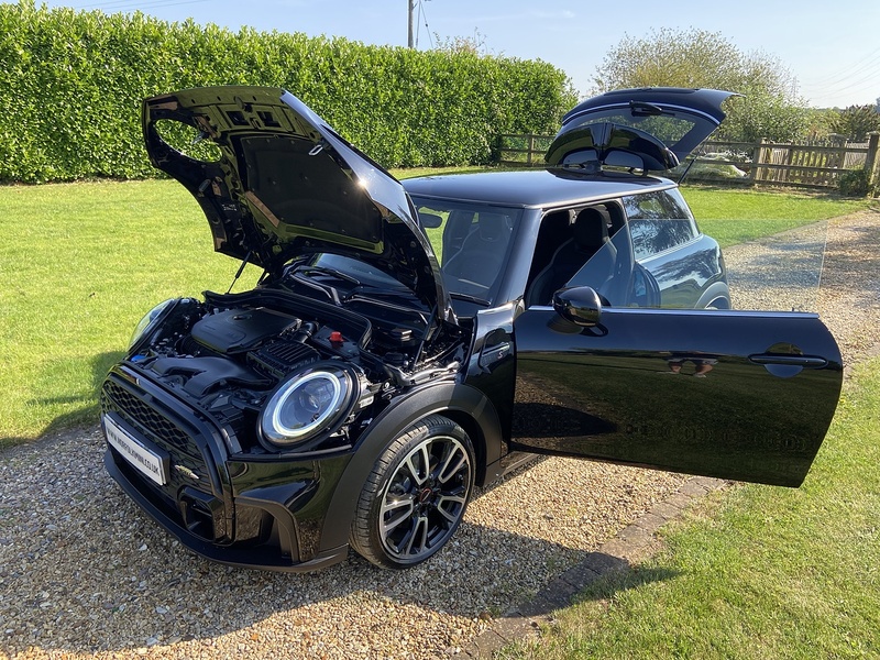 MINI 2.0 Cooper S Sport Hatchback 3dr Petrol Steptronic Euro 6 (s/s) (178 ps)