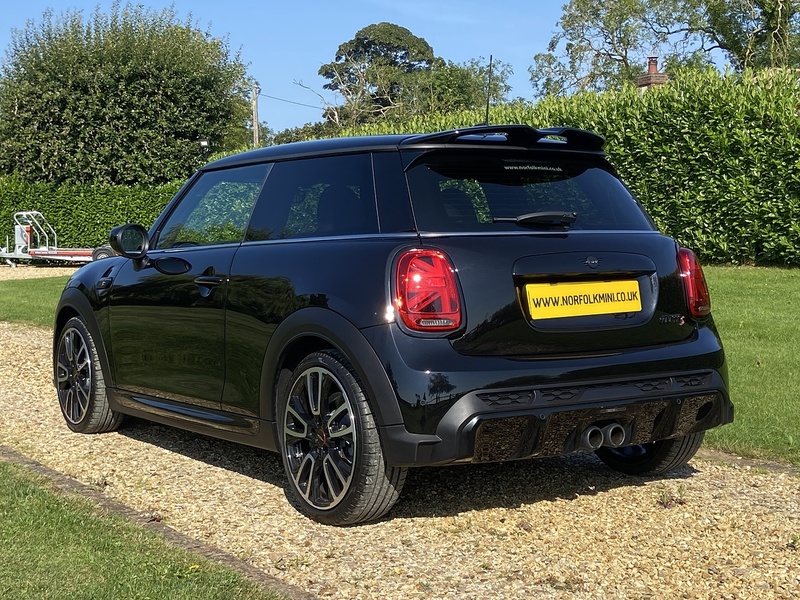 MINI 2.0 Cooper S Sport Hatchback 3dr Petrol Steptronic Euro 6 (s/s) (178 ps)