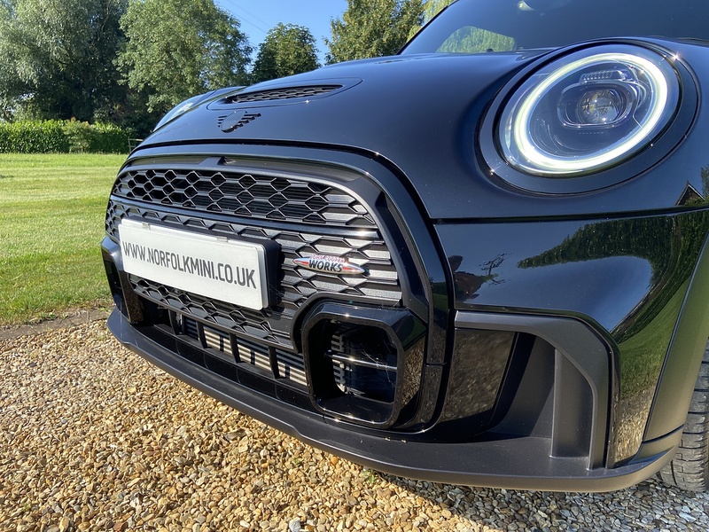 MINI 2.0 Cooper S Sport Hatchback 3dr Petrol Steptronic Euro 6 (s/s) (178 ps)