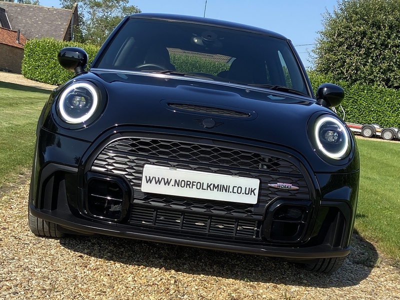 MINI 2.0 Cooper S Sport Hatchback 3dr Petrol Steptronic Euro 6 (s/s) (178 ps)