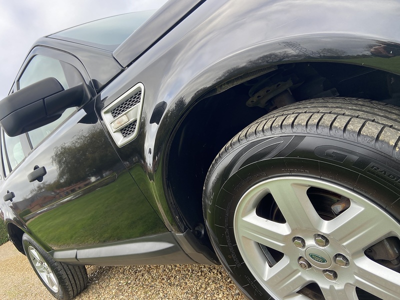 Land Rover TD4 GS SUV 2.2 Manual Diesel