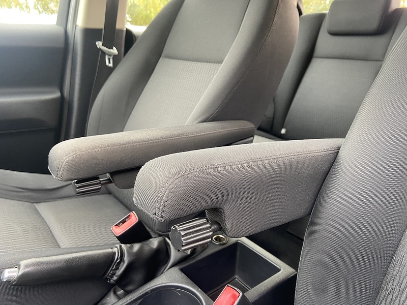 Land Rover TD4 GS SUV 2.2 Manual Diesel