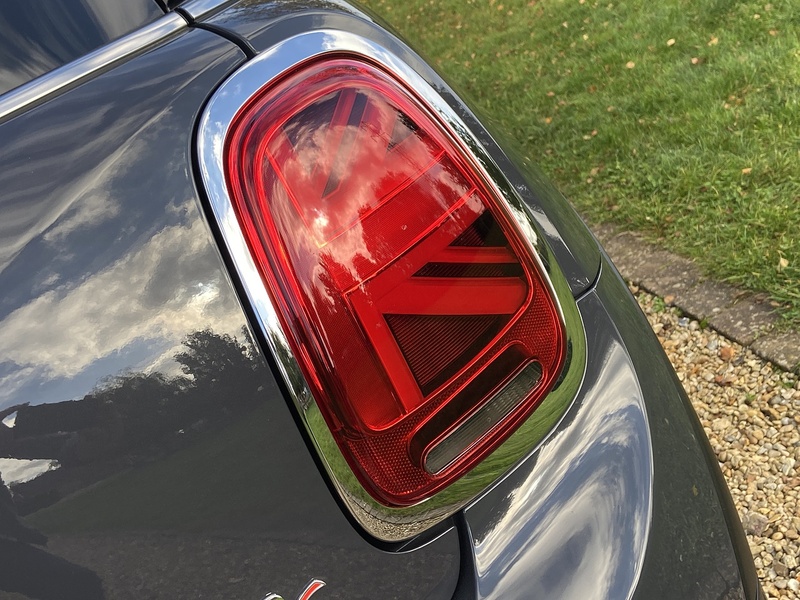 MINI Cooper S Classic Hatchback 2.0 Manual Petrol