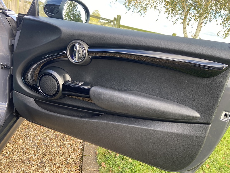 MINI Cooper S Classic Hatchback 2.0 Manual Petrol