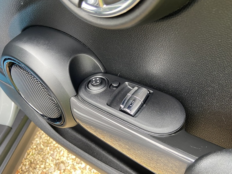 MINI 1.5 Cooper Hatchback 3dr Petrol Manual Euro 6 (s/s) (136 ps)