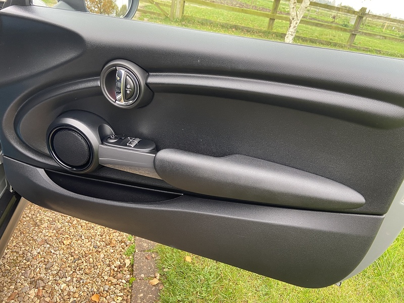 MINI 1.5 Cooper Hatchback 3dr Petrol Manual Euro 6 (s/s) (136 ps)