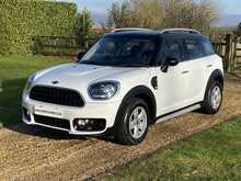 2017 (17) Mini Countryman Cooper Automatic