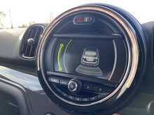 2017 (17) Mini Countryman Cooper Automatic