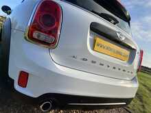 2017 (17) Mini Countryman Cooper Automatic