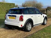 2017 (17) Mini Countryman Cooper Automatic