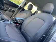 2017 (17) Mini Countryman Cooper Automatic
