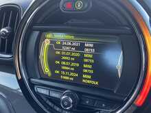 2017 (17) Mini Countryman Cooper Automatic