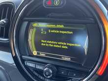 2017 (17) Mini Countryman Cooper Automatic