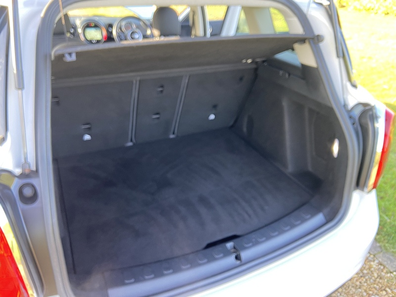 MINI 1.5 Cooper SUV 5dr Petrol Auto Euro 6 (s/s) (136 ps)