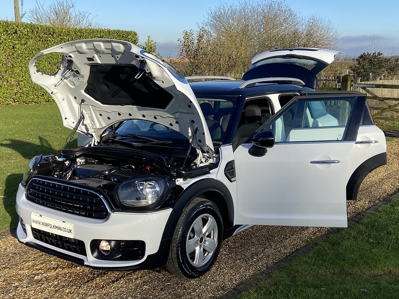 MINI 1.5 Cooper SUV 5dr Petrol Auto Euro 6 (s/s) (136 ps)