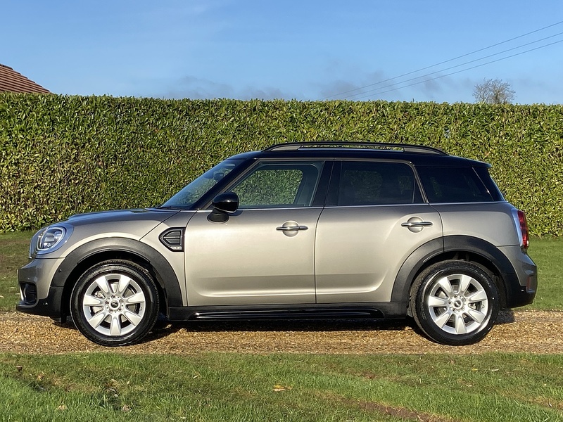 MINI 1.5 Cooper SUV 5dr Petrol Auto Euro 6 (s/s) (136 ps)