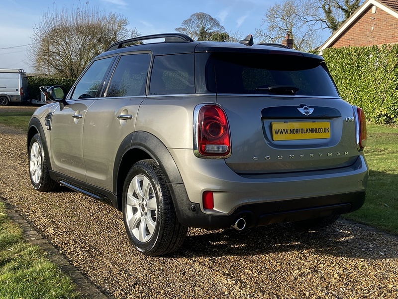 MINI 1.5 Cooper SUV 5dr Petrol Auto Euro 6 (s/s) (136 ps)