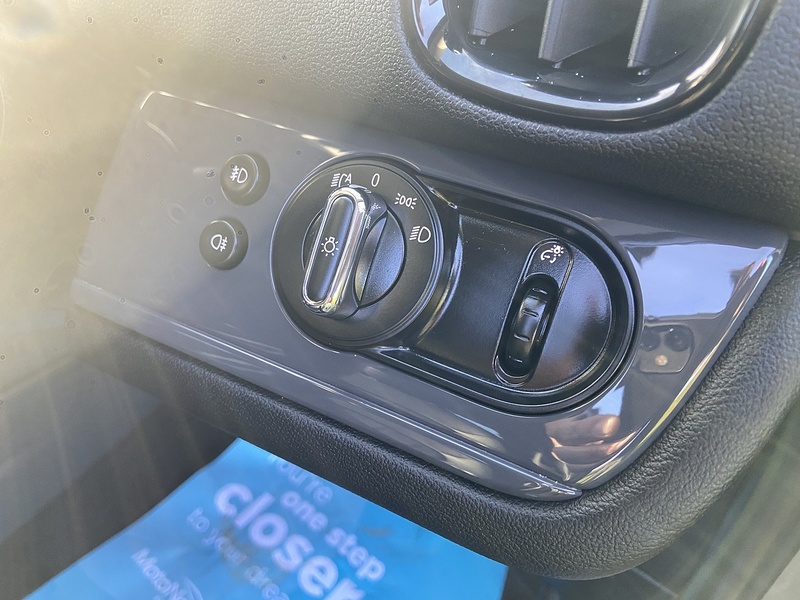 MINI 1.5 Cooper SUV 5dr Petrol Auto Euro 6 (s/s) (136 ps)