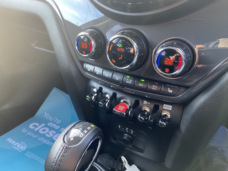 MINI 1.5 Cooper SUV 5dr Petrol Auto Euro 6 (s/s) (136 ps)