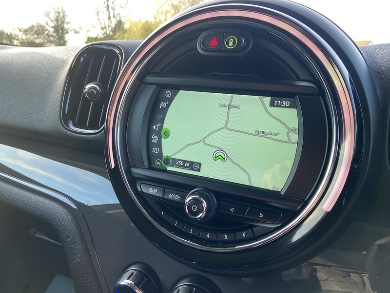 MINI 1.5 Cooper SUV 5dr Petrol Auto Euro 6 (s/s) (136 ps)