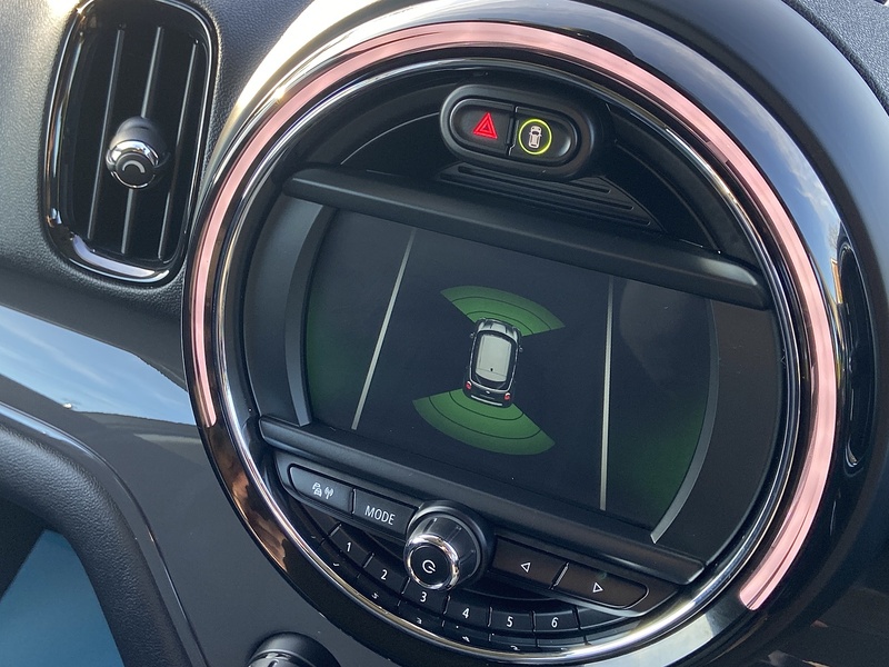 MINI 1.5 Cooper SUV 5dr Petrol Auto Euro 6 (s/s) (136 ps)