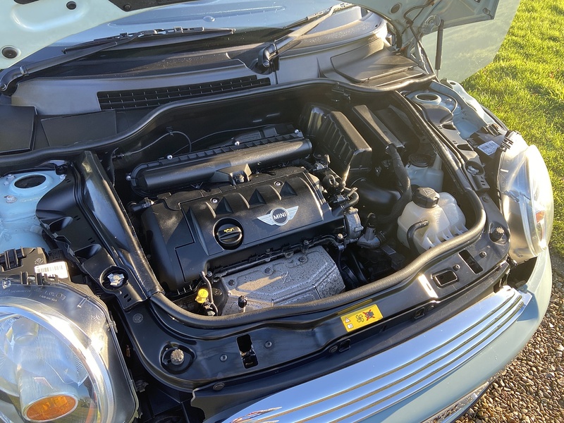 MINI 1.6 Cooper Convertible 2dr Petrol Manual Euro 5 (s/s) (122 ps)