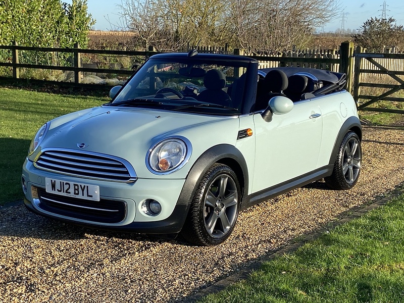 MINI 1.6 Cooper Convertible 2dr Petrol Manual Euro 5 (s/s) (122 ps)