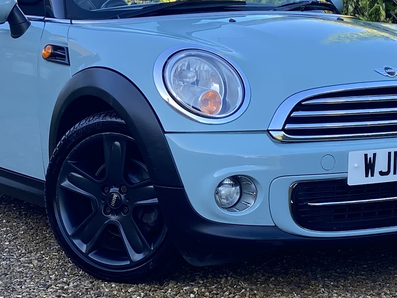 MINI 1.6 Cooper Convertible 2dr Petrol Manual Euro 5 (s/s) (122 ps)