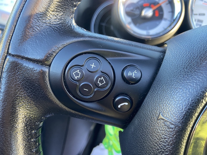 MINI 1.6 Cooper Convertible 2dr Petrol Manual Euro 5 (s/s) (122 ps)