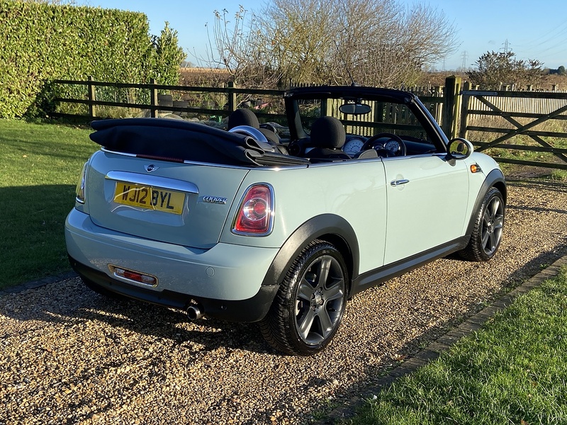 MINI 1.6 Cooper Convertible 2dr Petrol Manual Euro 5 (s/s) (122 ps)