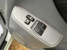 2001 (51) Toyota Rav 4 2.0 NRG Auto 3 Door