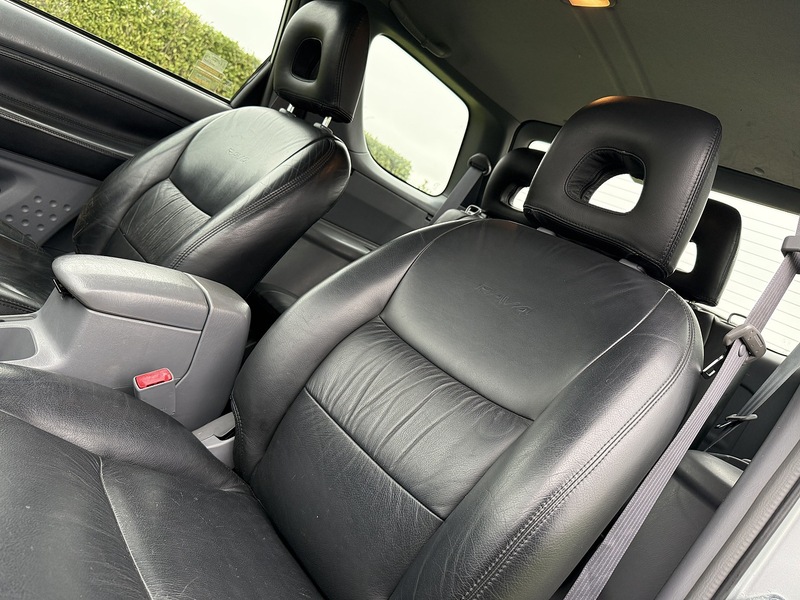 Toyota 2.0 VVT-i NRG SUV 3dr Petrol Automatic 4WD (224 g/km, 147 bhp)